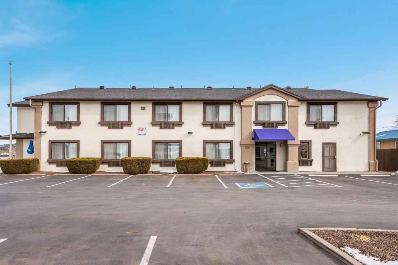 Econo Lodge Inn & Suites Williams - Grand Canyon Area Exterior photo