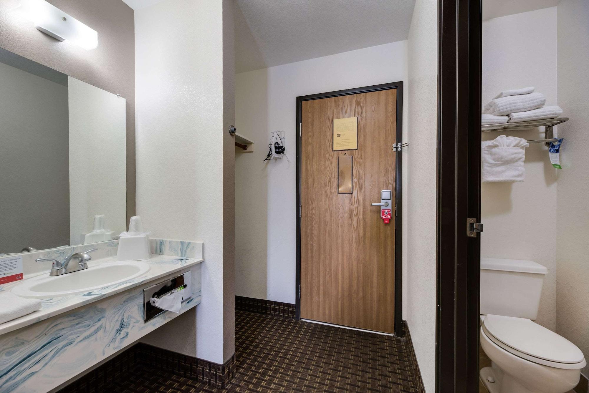 Econo Lodge Inn & Suites Williams - Grand Canyon Area Exterior photo