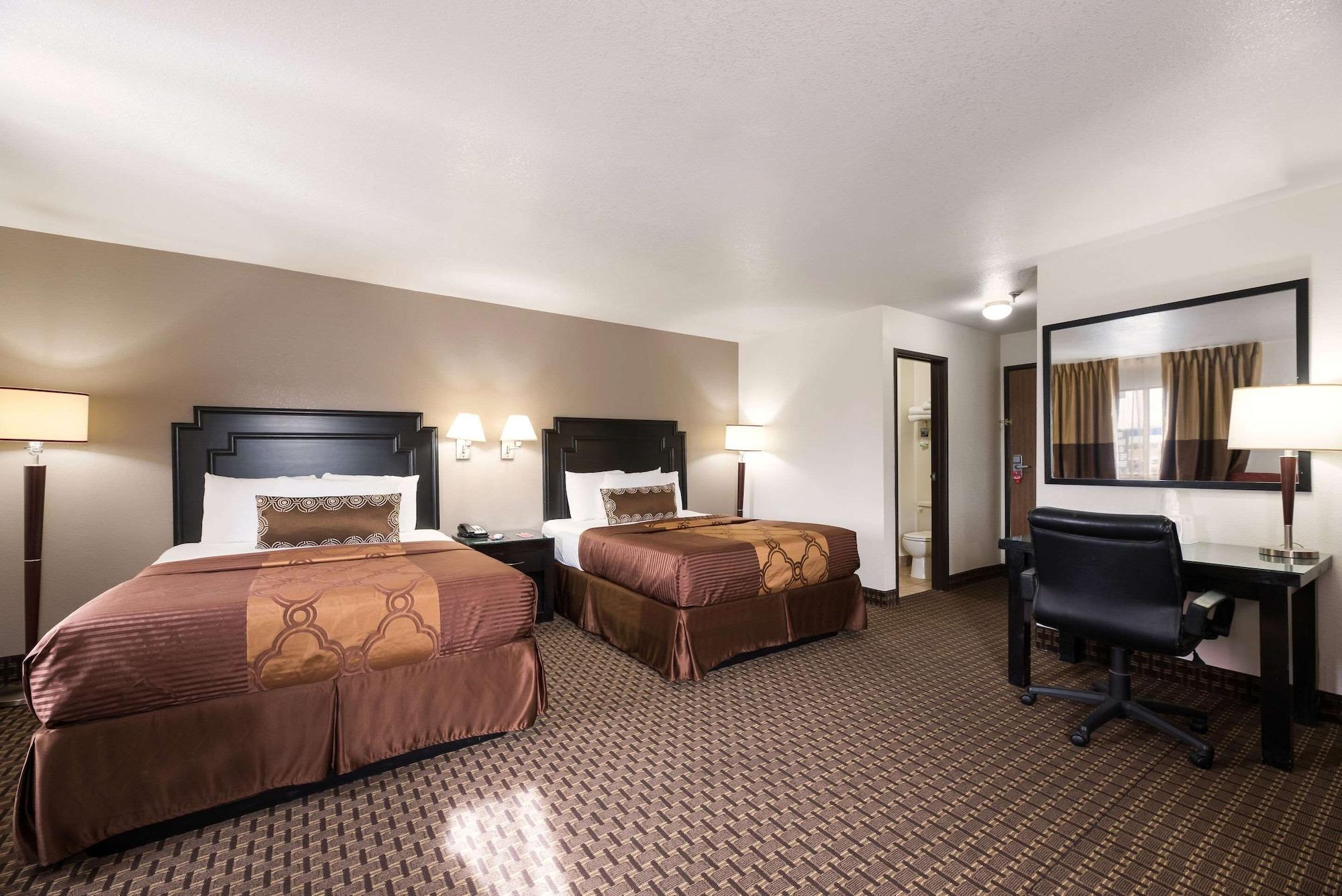 Econo Lodge Inn & Suites Williams - Grand Canyon Area Exterior photo