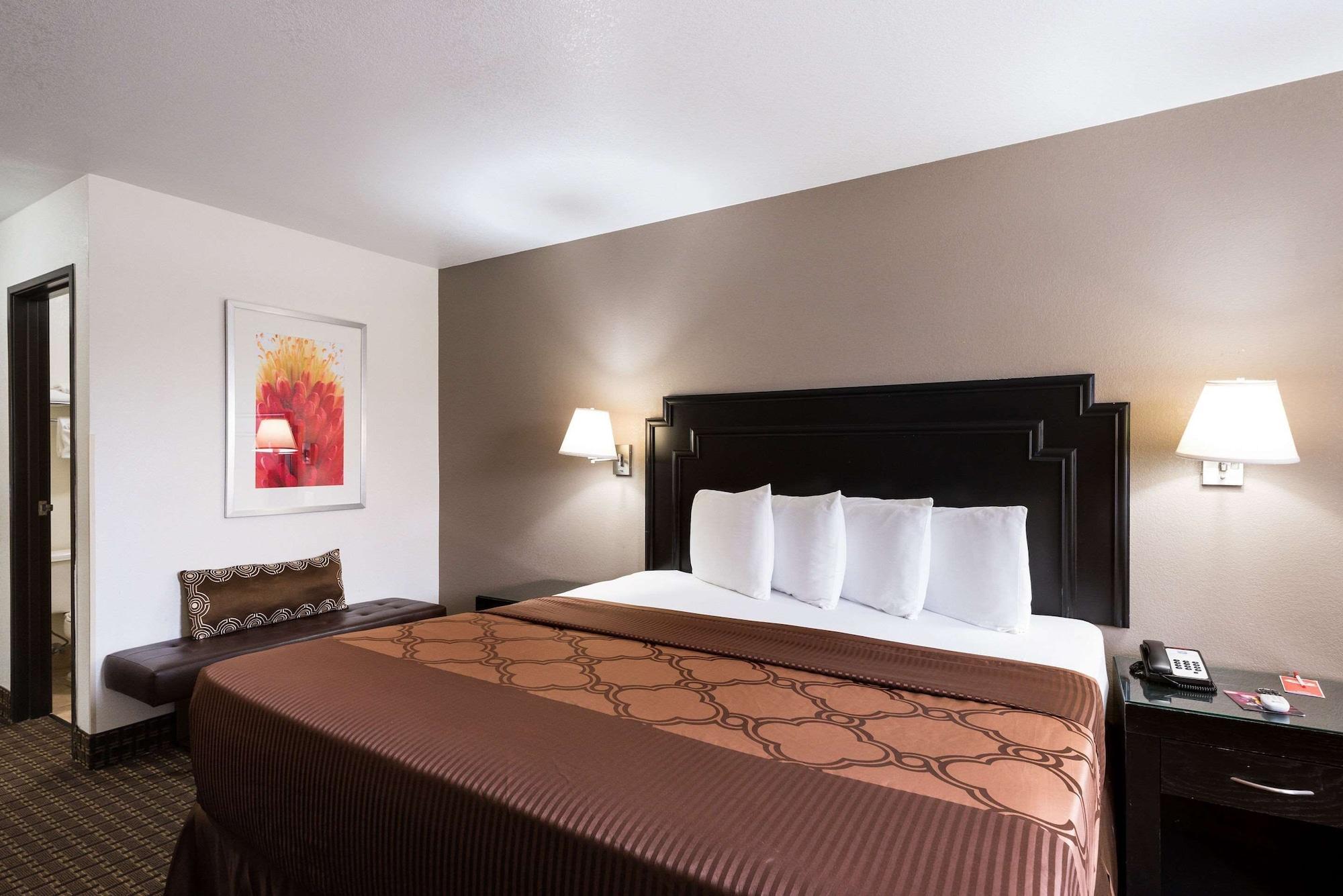 Econo Lodge Inn & Suites Williams - Grand Canyon Area Exterior photo