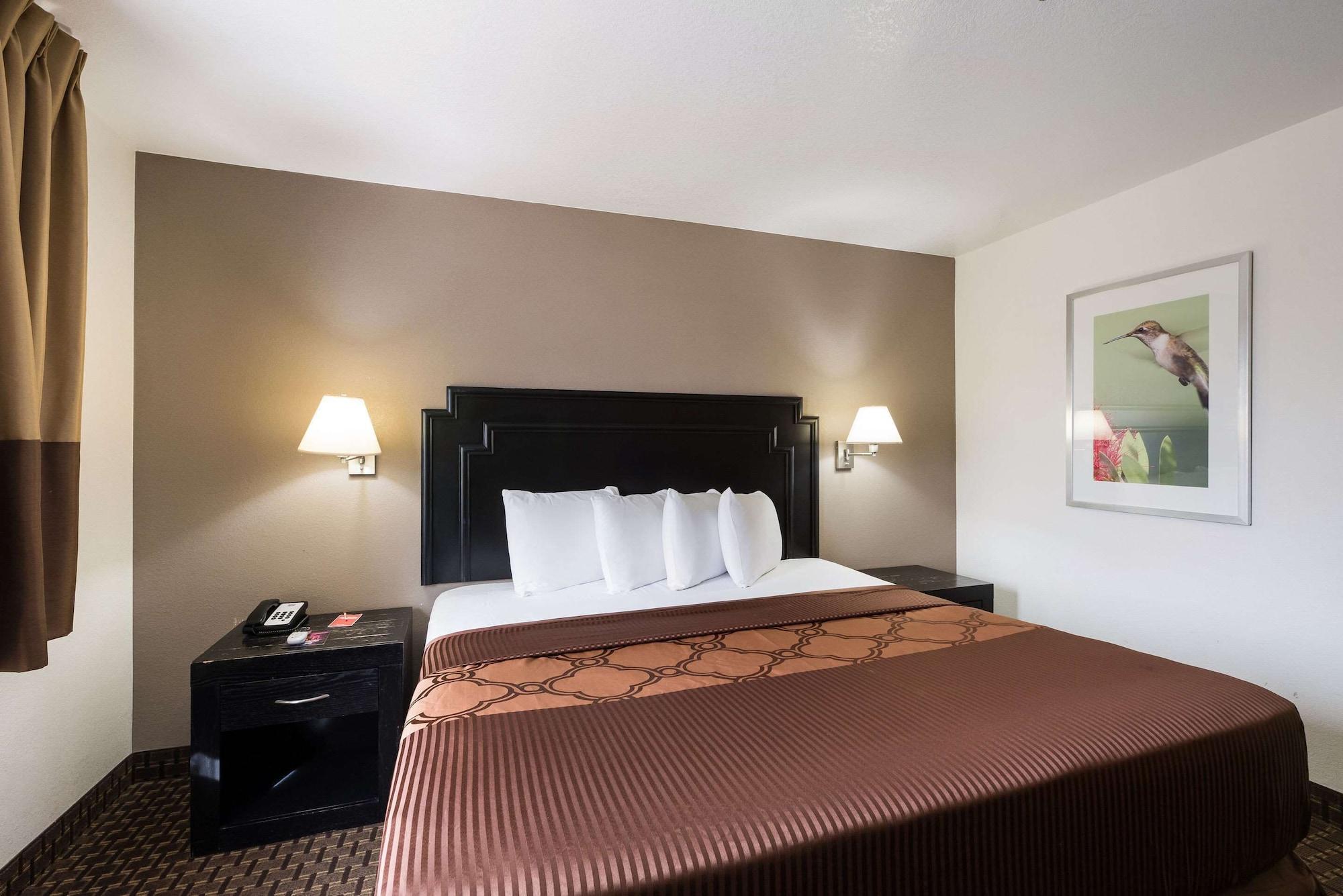Econo Lodge Inn & Suites Williams - Grand Canyon Area Exterior photo