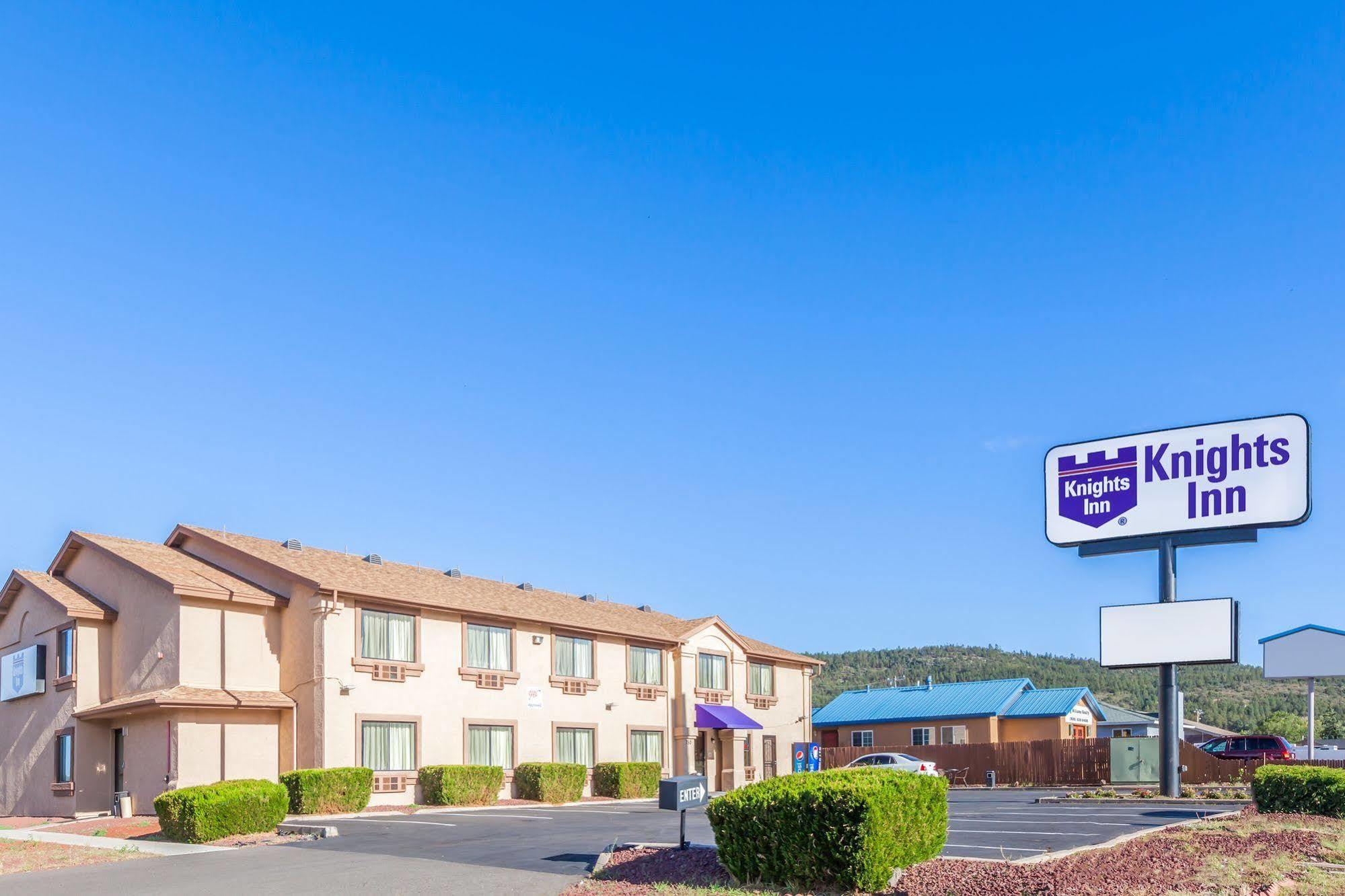 Econo Lodge Inn & Suites Williams - Grand Canyon Area Exterior photo