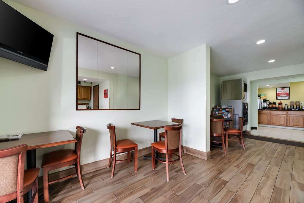 Econo Lodge Inn & Suites Williams - Grand Canyon Area Restaurant photo